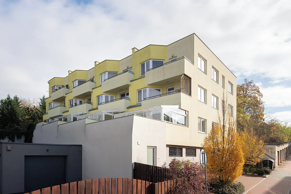 Pronájem bytu 2+kk 83 m²